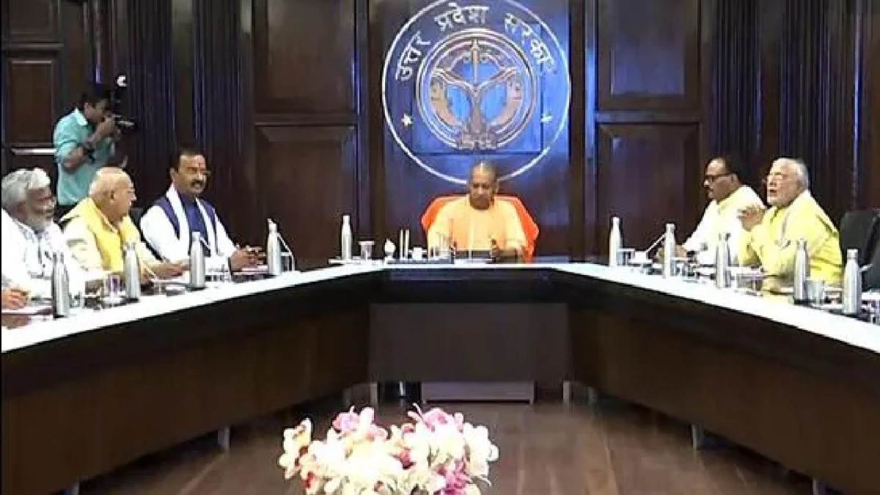 U.P news: योगी सरकार ने किसानों को दिया होली का तोहफा